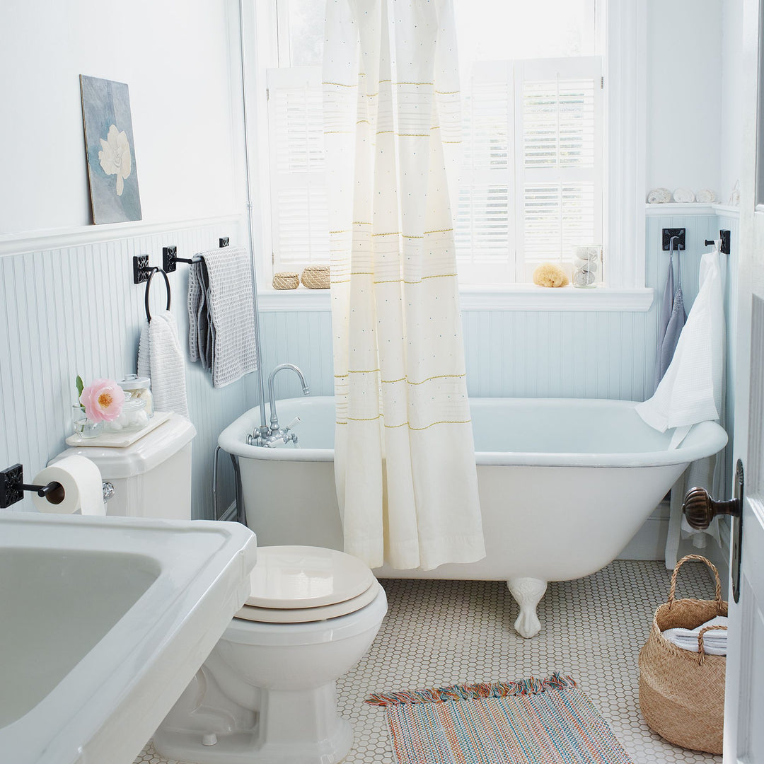 Jamie Line Toilet Paper Holder