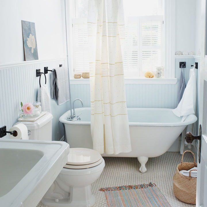 Jamie Line Toilet Paper Holder