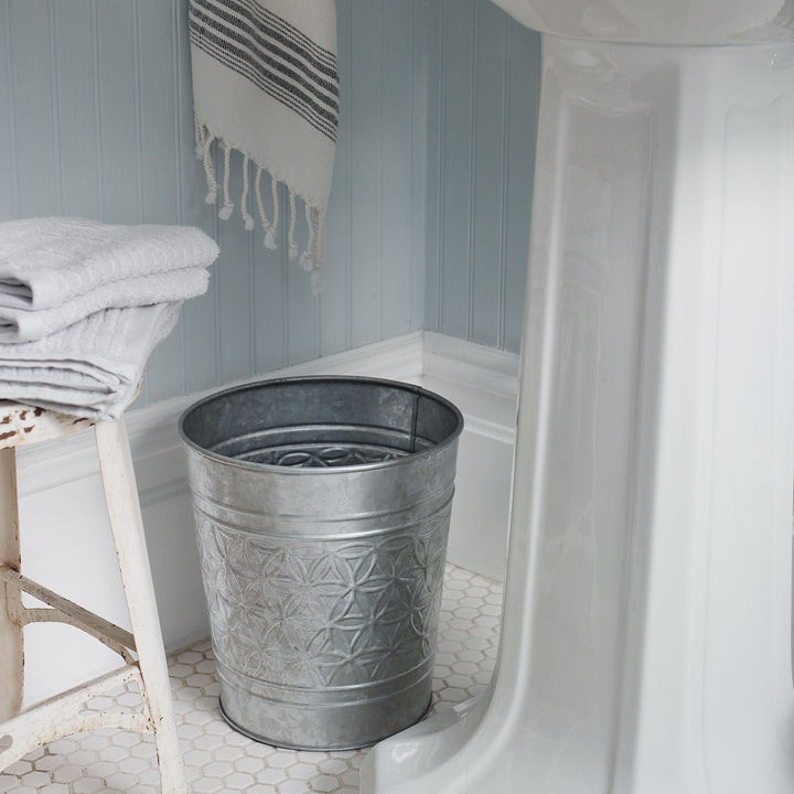 Jamie Line Galvanized Trash Can
